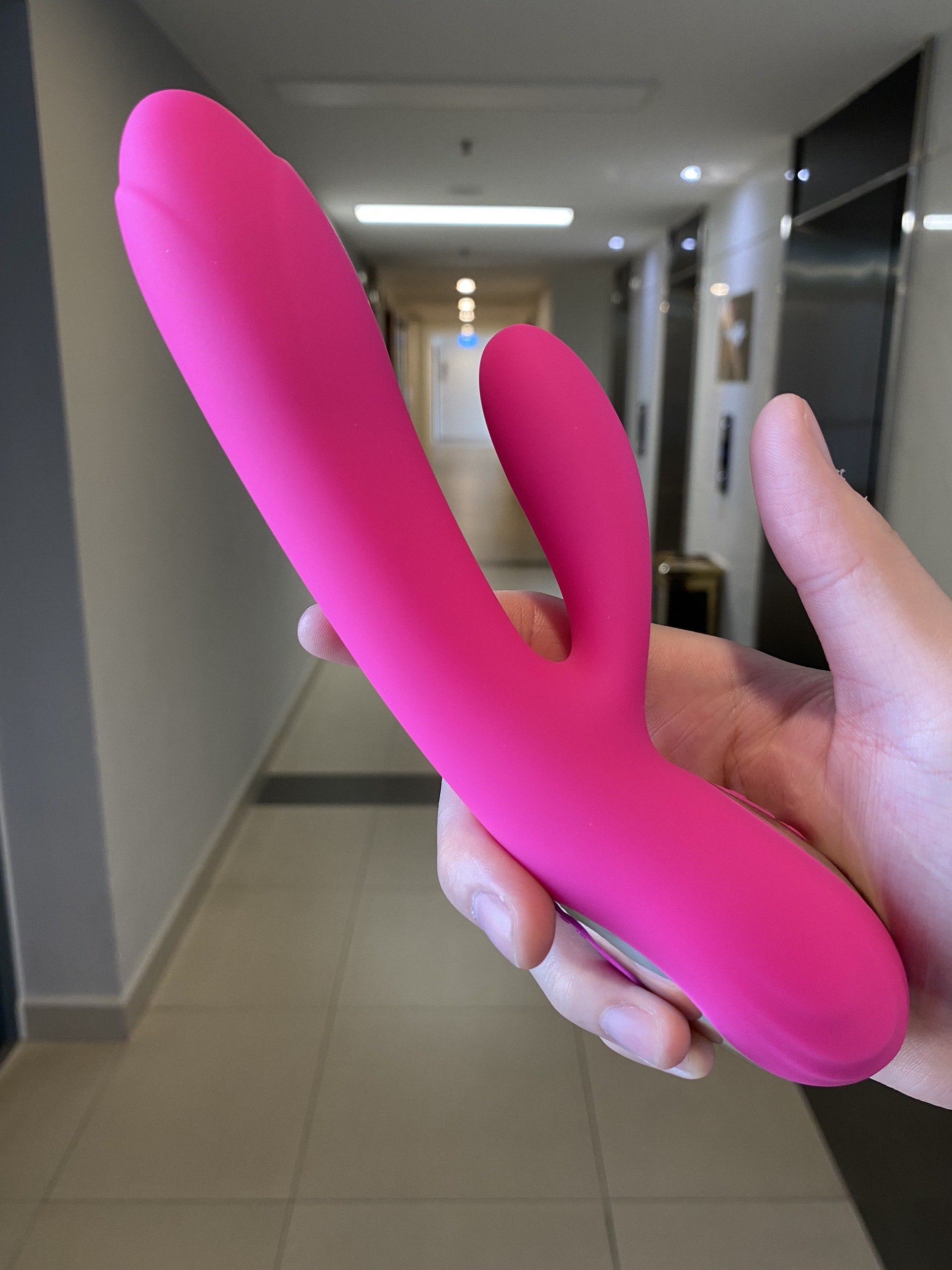 Dụng cụ massage âm đạo cầm tay tỏa nhiệt cao cấp