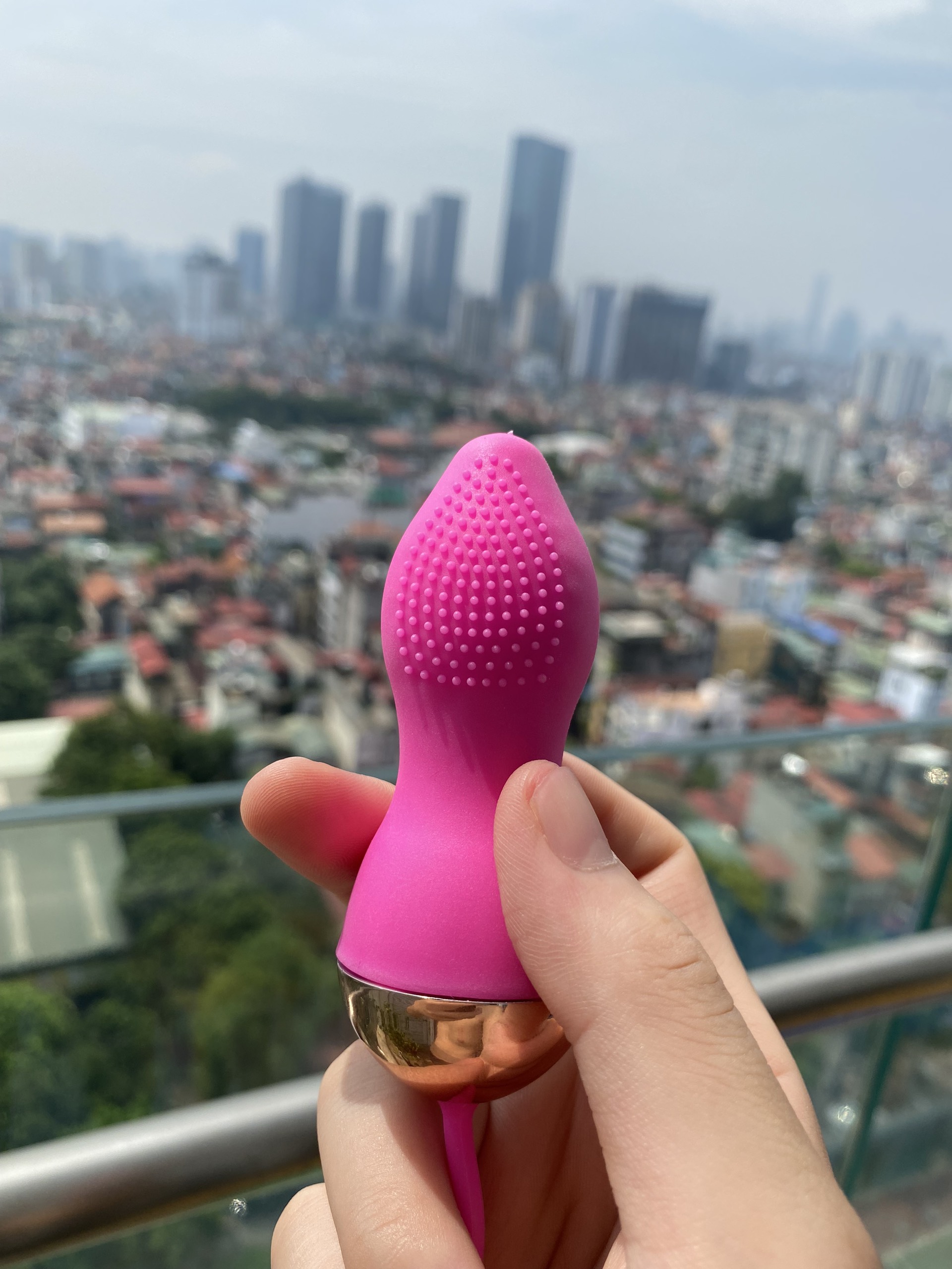 Trứng rung gai dây dài sạc pin