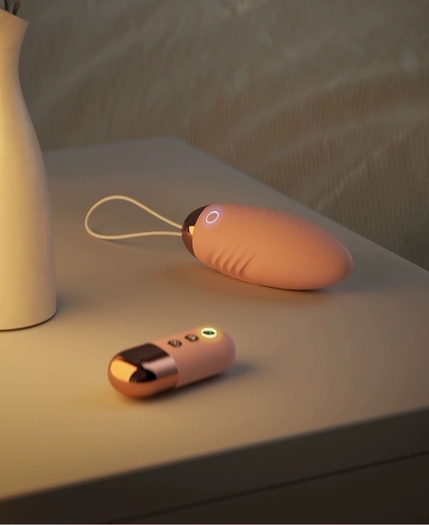 Trứng rung điều khiển từ xa tỏa nhiệt 42 độ Lilo