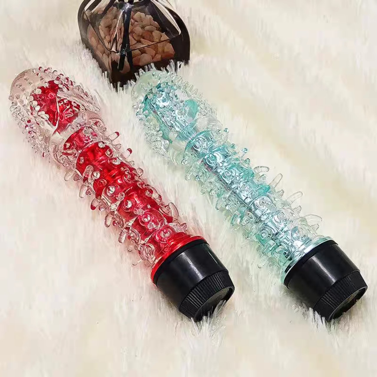 Dương vật giả có gai trong suốt cầm tay