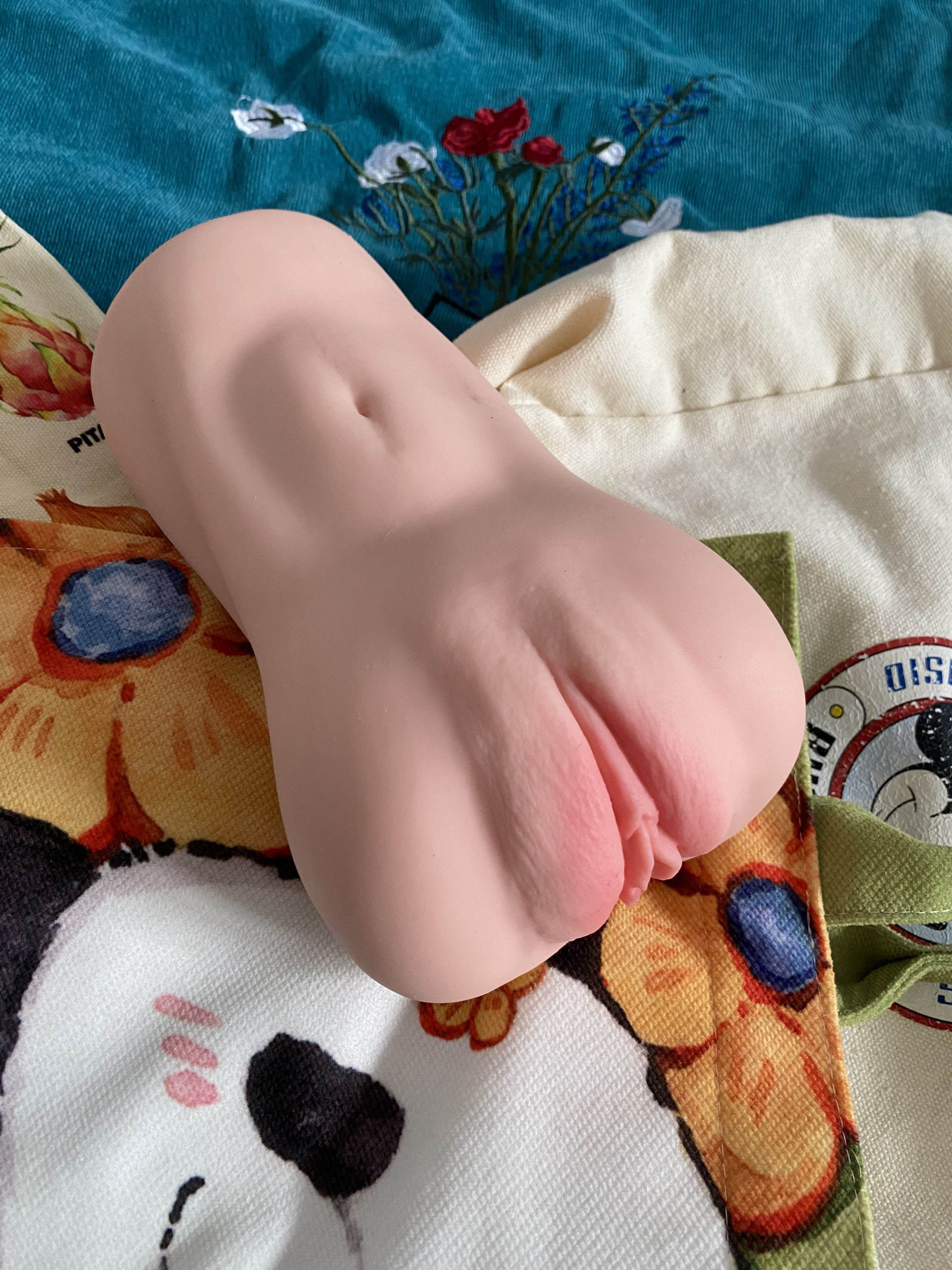 Âm đạo giả sần sùi se khít phụ nữ Nhật Bản kích thước lớn