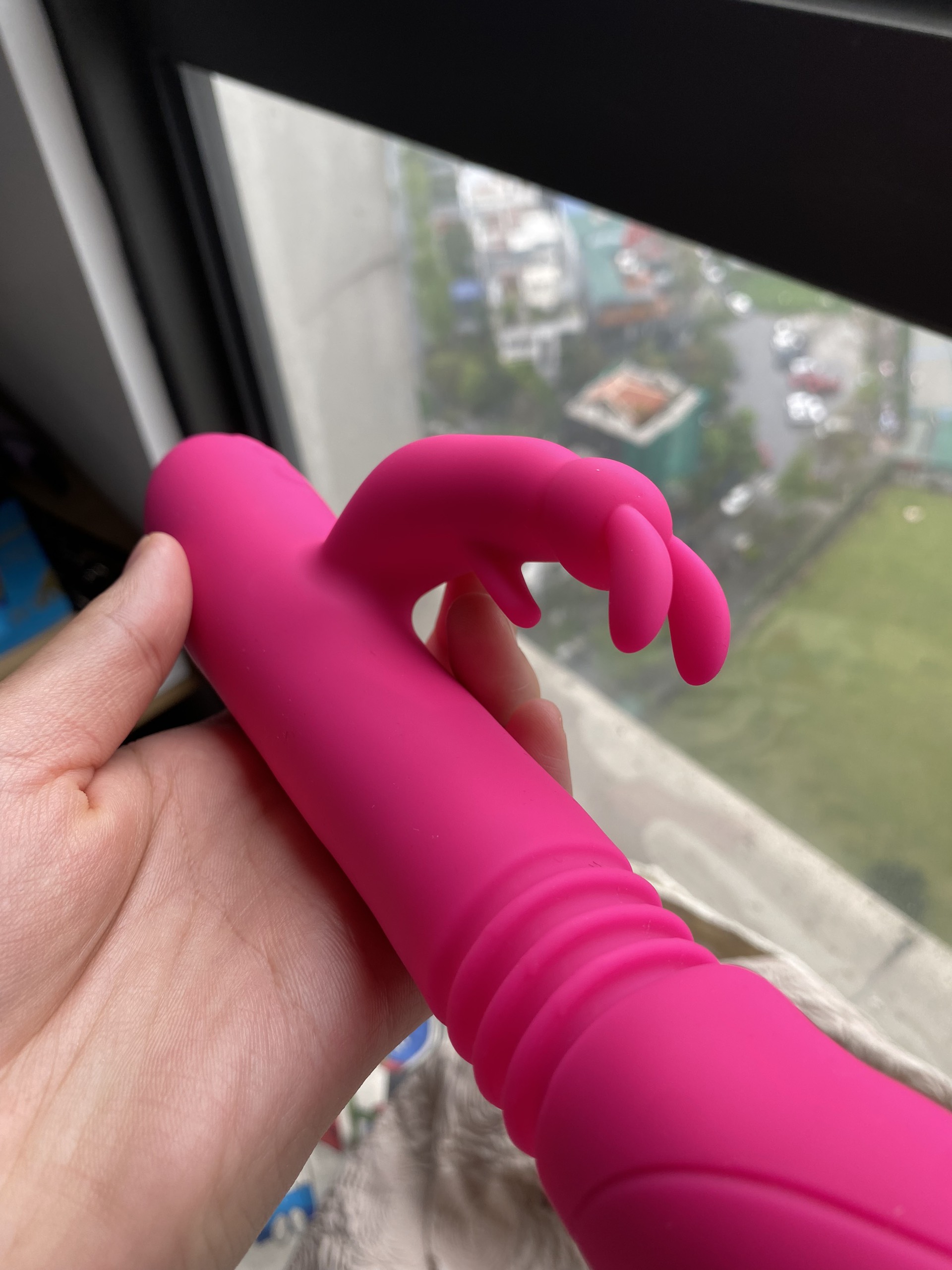 Dương vật giả cầm tay rung thụt tỏa nhiệt rẽ nhánh