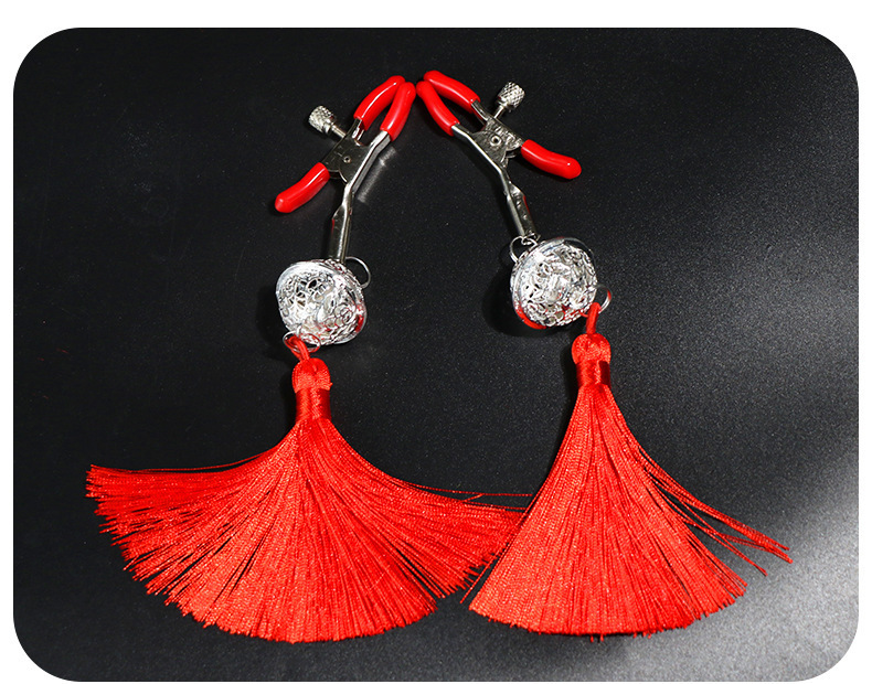 Kẹp ti núm vú phong cách Trung Hoa