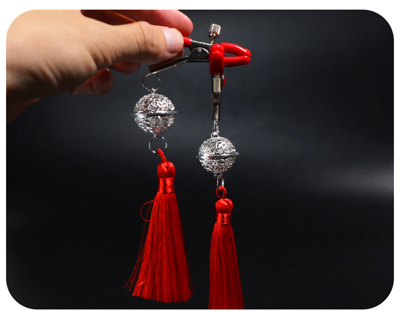 Kẹp ti núm vú phong cách Trung Hoa