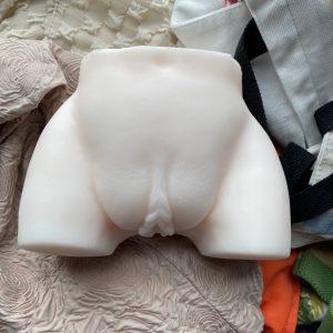 Búp bê tình dục da trắng mông to bướm múp Buttocks
