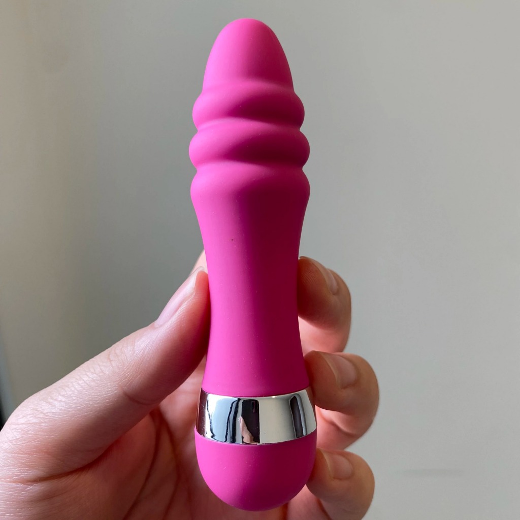 Trứng rung tình yêu bỏ túi đầu khấc giá rẻ - Ảnh 2