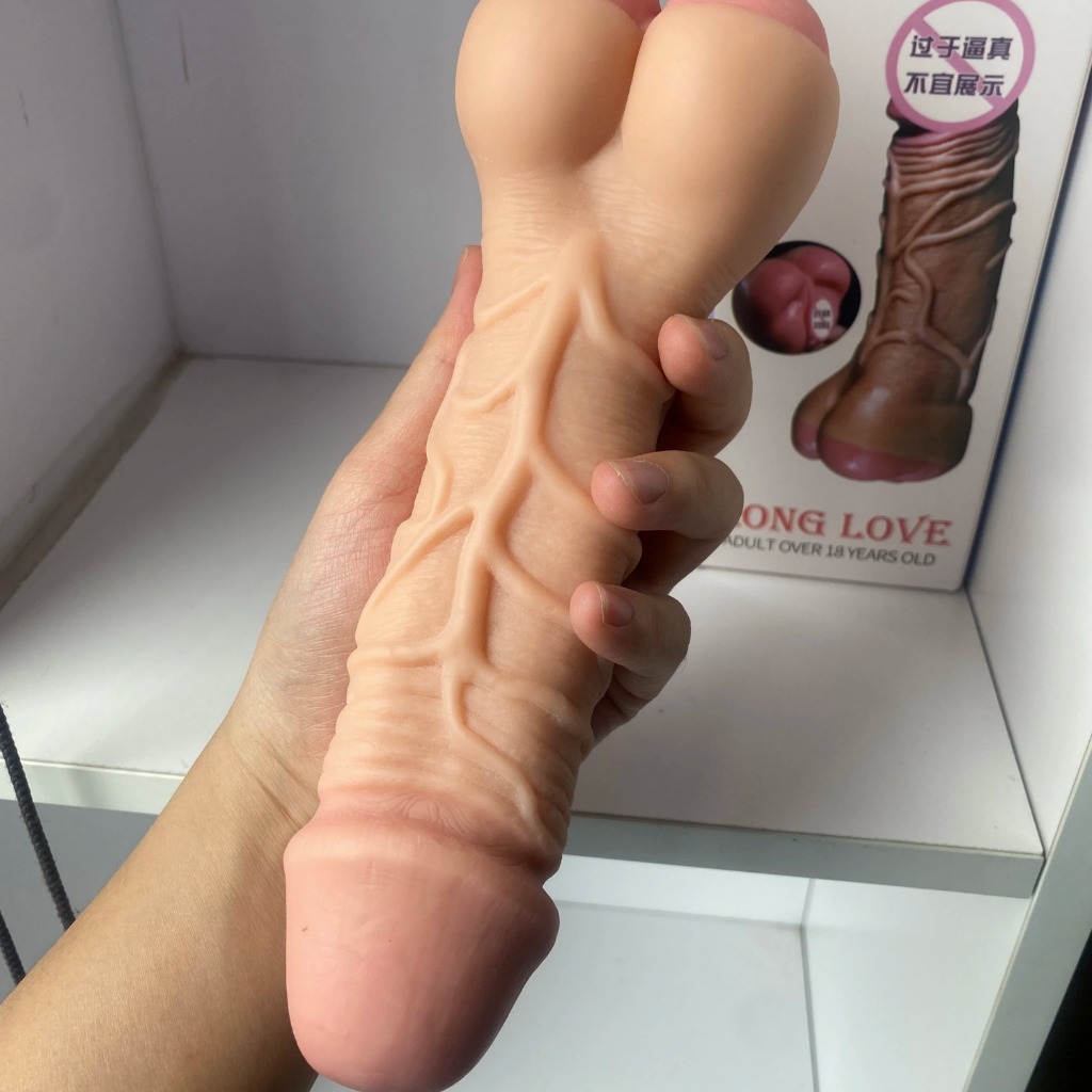 Dương vật giả có lỗ hậu môn - Ảnh 7