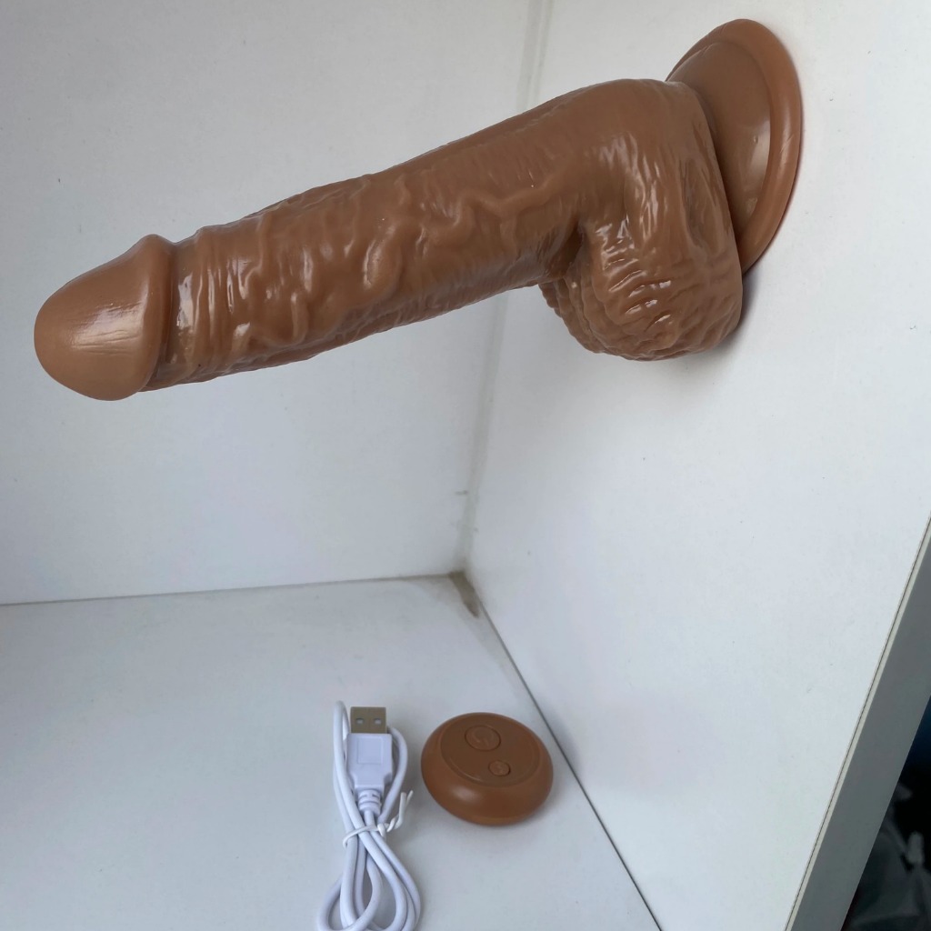 Dương vật giả điều khiển từ xa rung ngoáy tỏa nhiệt - Ảnh 2