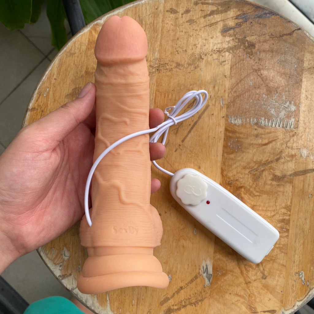 Dương vật giả rung ngoáy trắng hồng kèm điều khiển - Ảnh 6