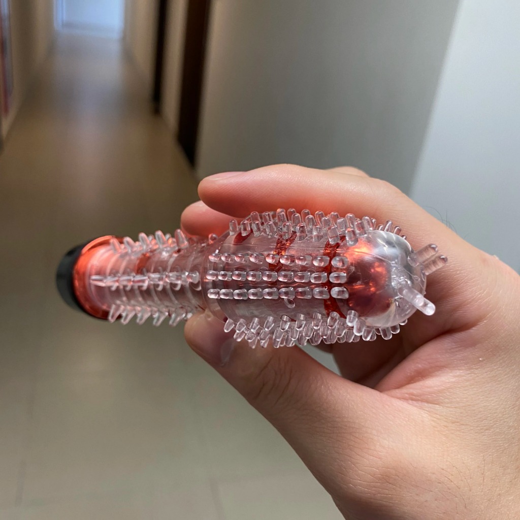 Dương vật giả có gai trong suốt cầm tay - Ảnh 2