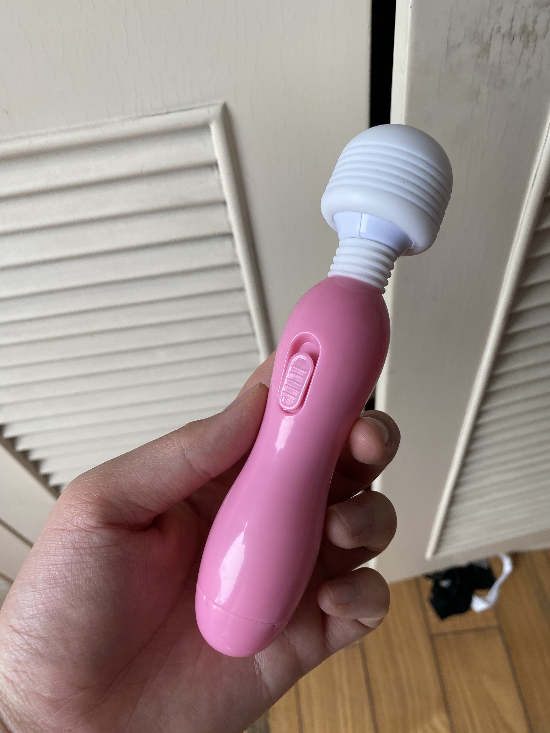 Chày rung Massage kích thích điểm G tự sướng cầm vừa tay - Ảnh 2